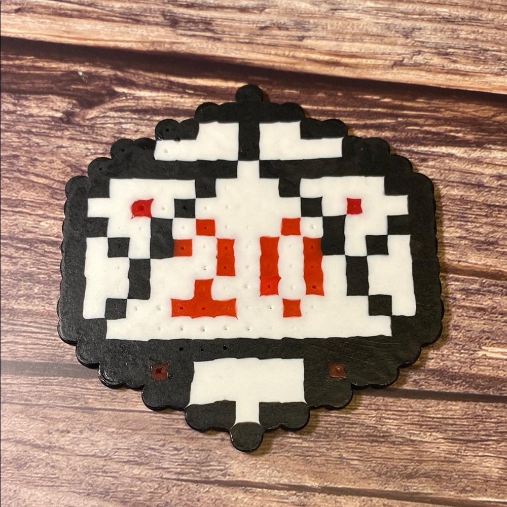 Dungeons and Dragons / D&D Perler Bead Die Coaster
